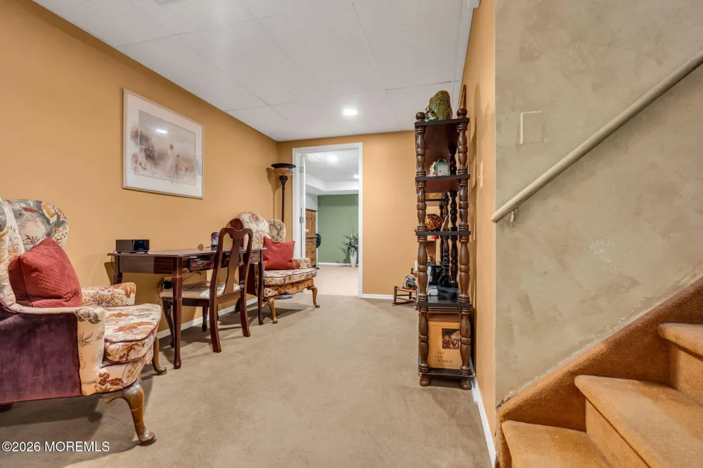 21 Ryan Road Marlboro, NJ 07746