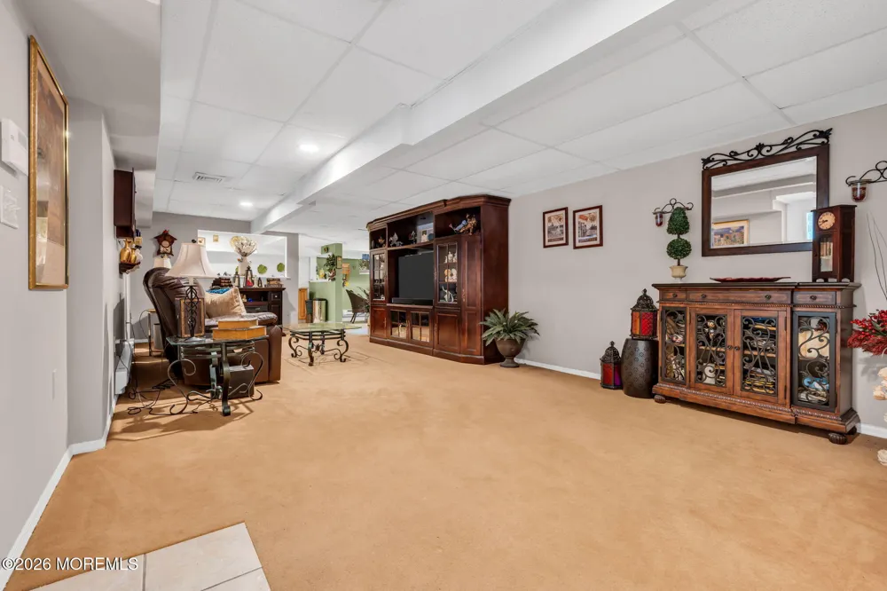 21 Ryan Road Marlboro, NJ 07746
