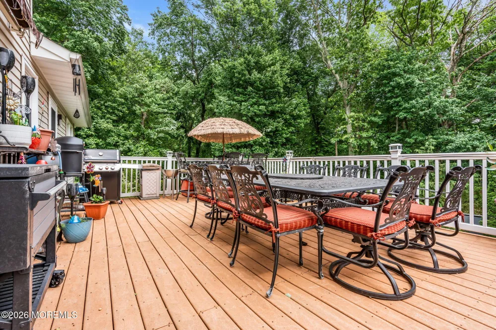 21 Ryan Road Marlboro, NJ 07746