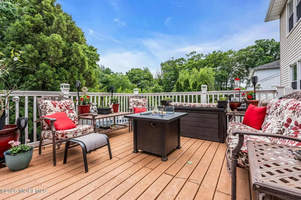 21 Ryan Road Marlboro, NJ 07746