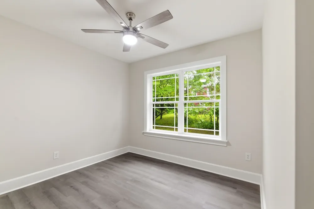 305 S Irwin St Manchester, TN 37355