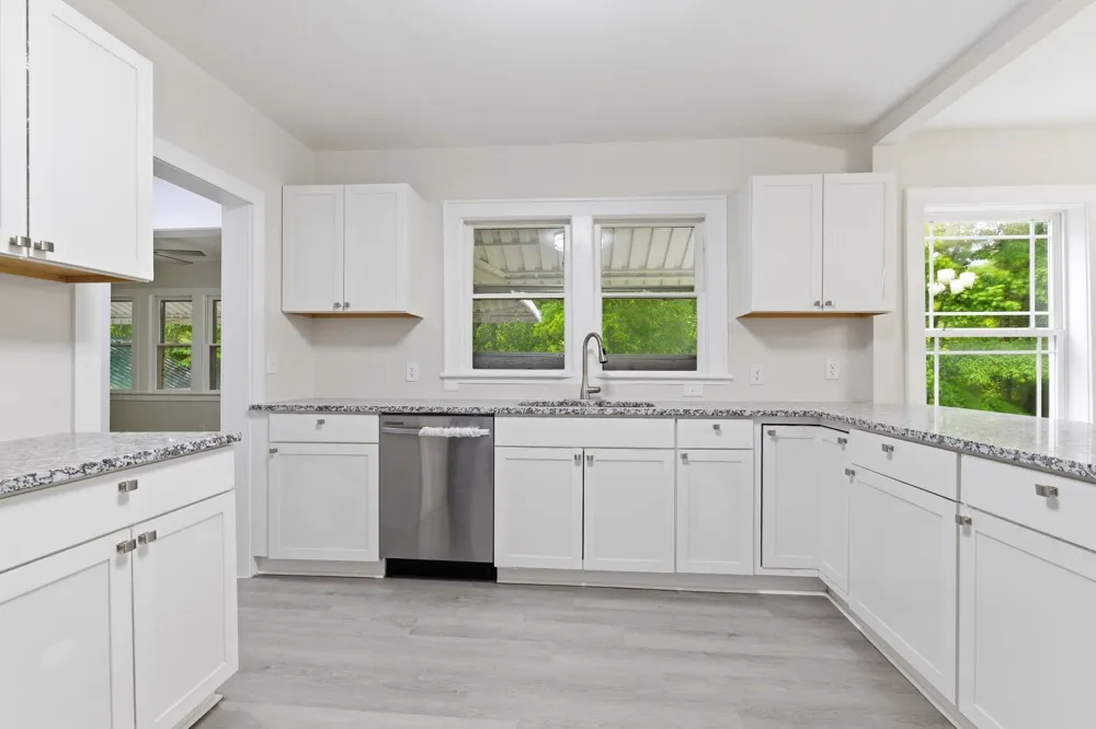 305 S Irwin St Manchester, TN 37355