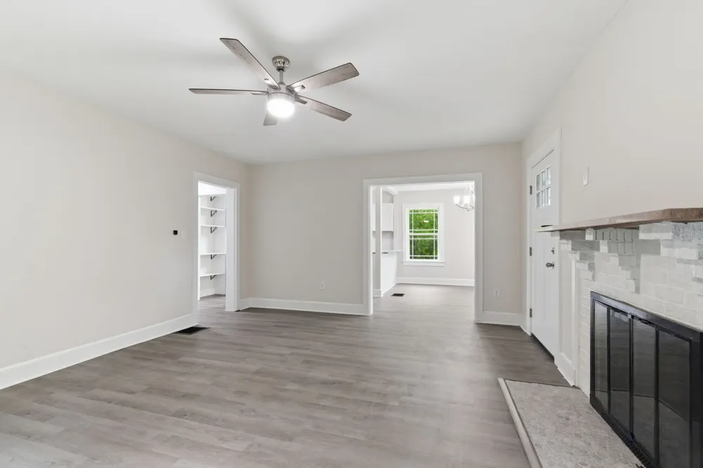 305 S Irwin St Manchester, TN 37355