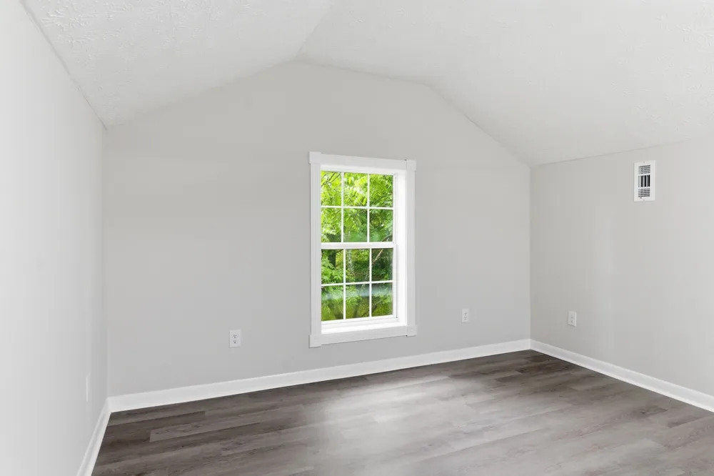 305 S Irwin St Manchester, TN 37355