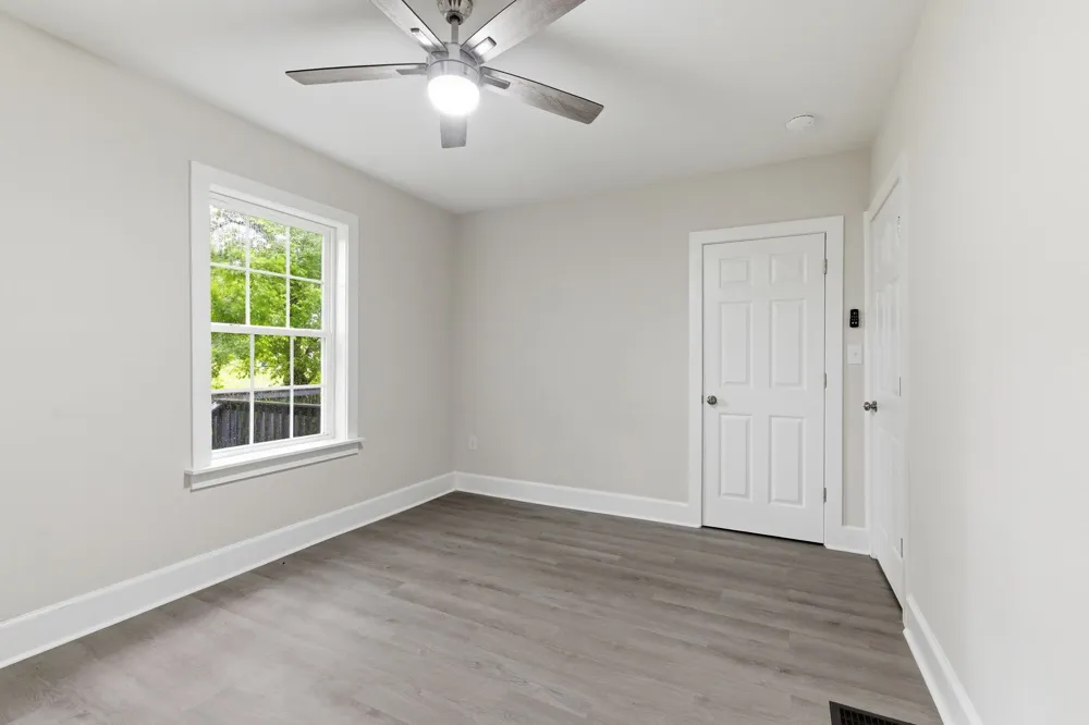 305 S Irwin St Manchester, TN 37355