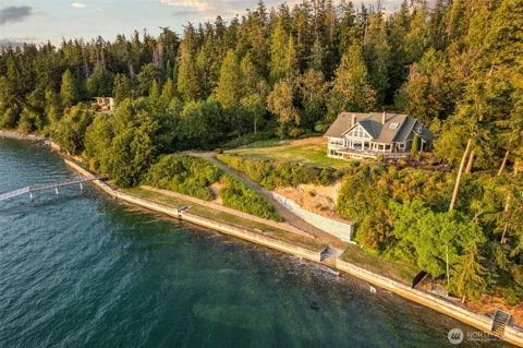 4486 East Harbor Road