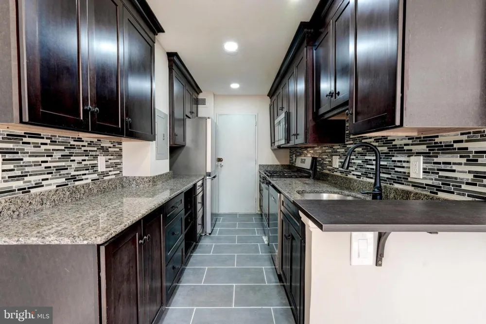 1900 LYTTONSVILLE ROAD #110 Silver Spring, MD 20910