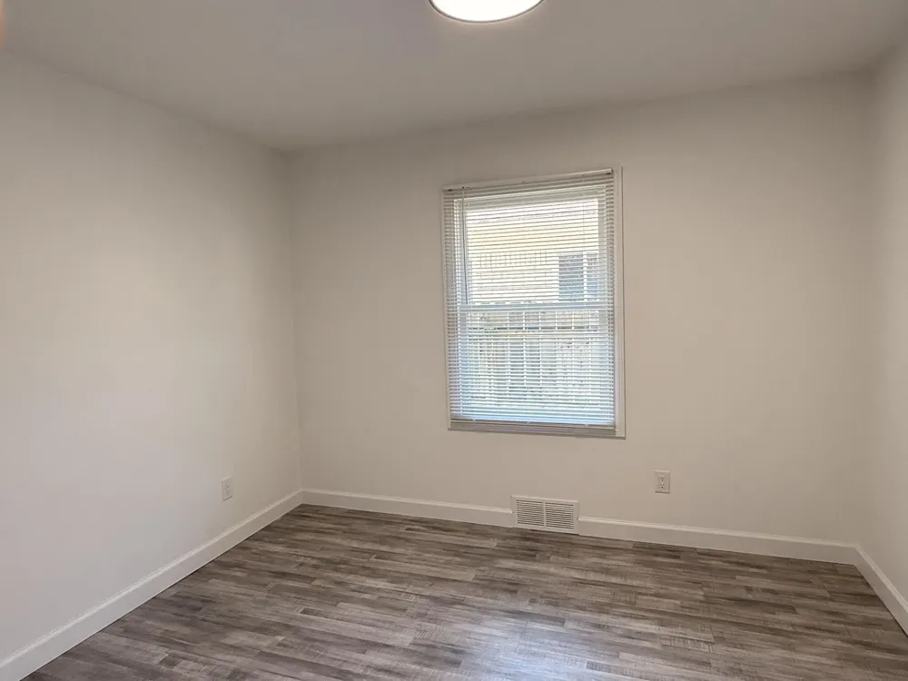 6145 Dowling Avenue Westland, MI 48185