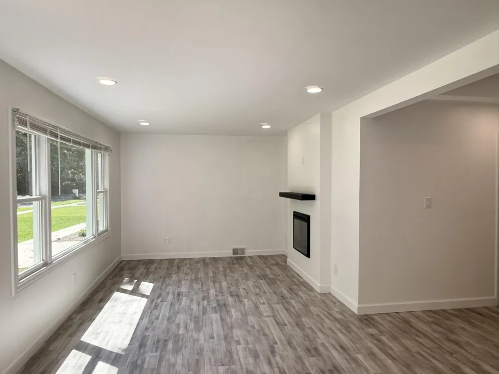 6145 Dowling Avenue Westland, MI 48185