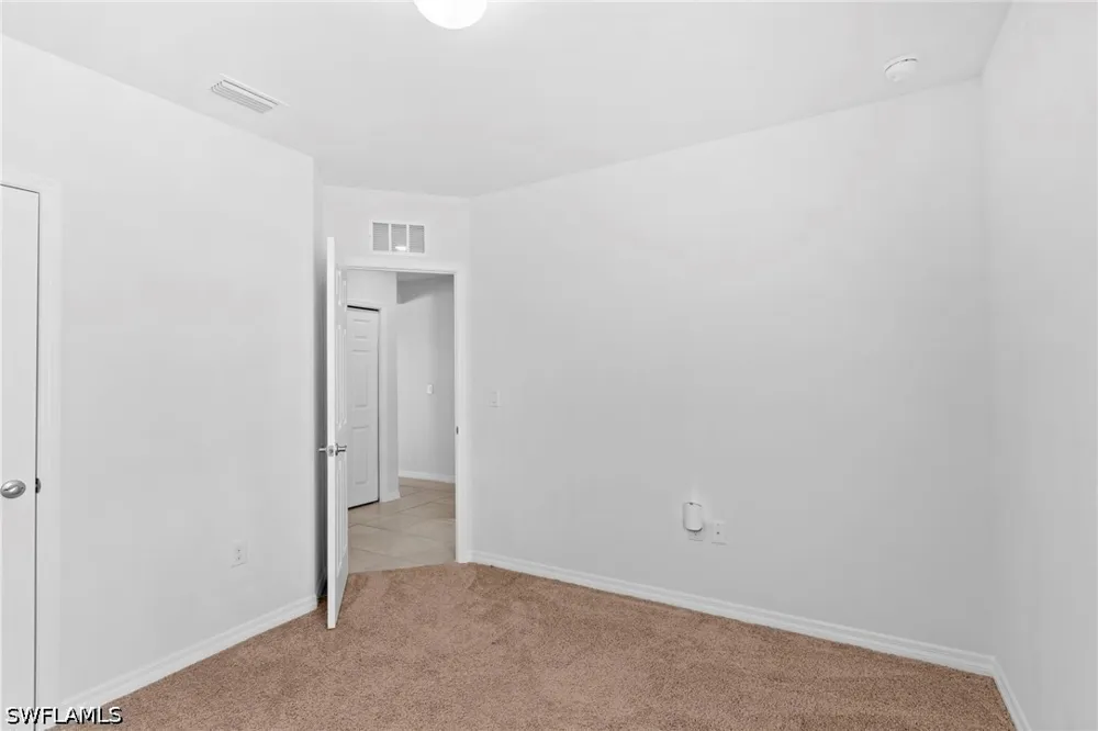 Hadley Place W Naples, FL 34104