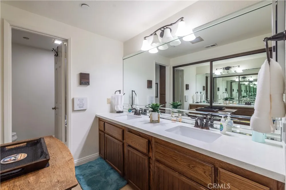 39802 Lakeview Drive #17 Big Bear Lake, CA 92315