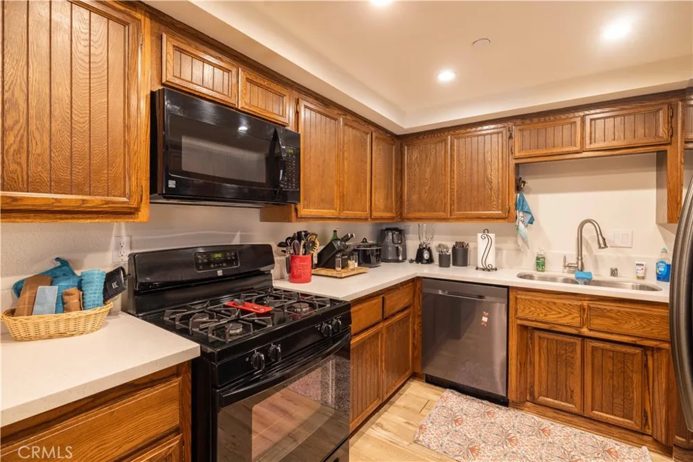 39802 Lakeview Drive #17 Big Bear Lake, CA 92315