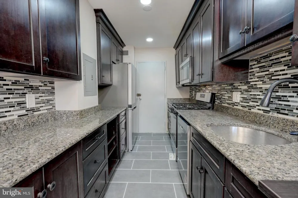 1900 LYTTONSVILLE ROAD #110 Silver Spring, MD 20910