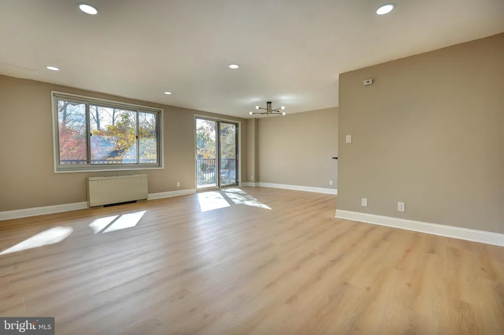 1900 LYTTONSVILLE ROAD #110 Silver Spring, MD 20910