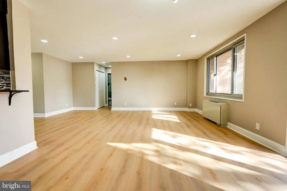 1900 LYTTONSVILLE ROAD #110 Silver Spring, MD 20910