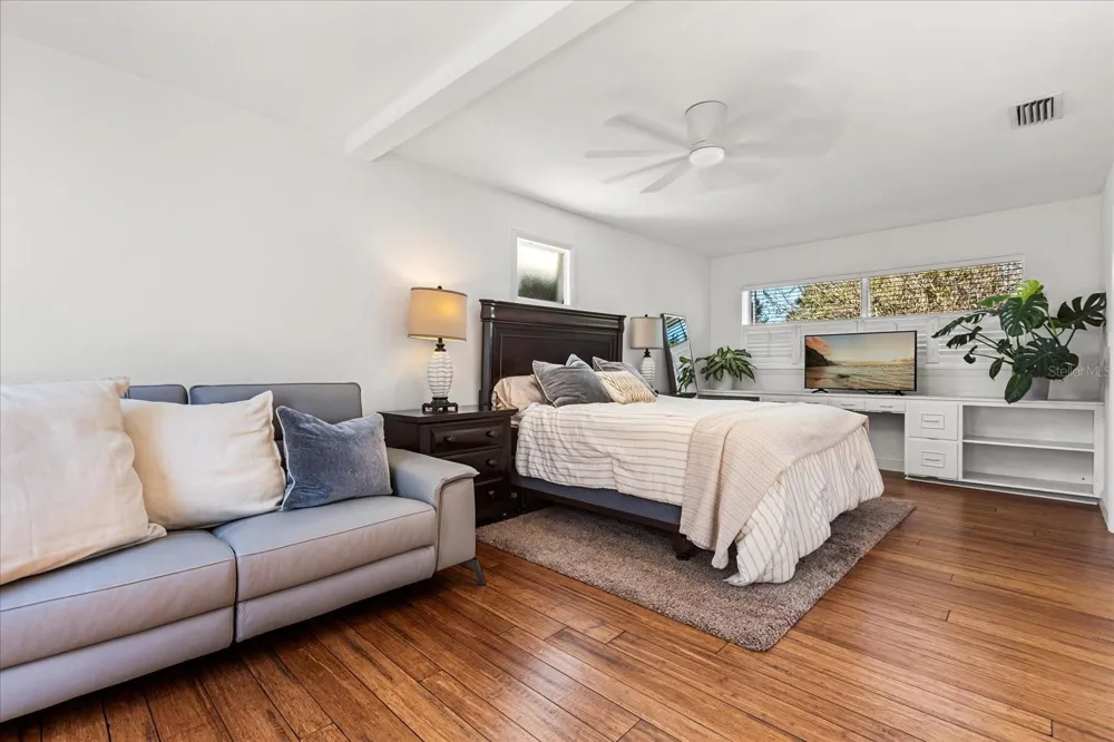 2418 EUSTON ROAD Winter Park, FL 32789