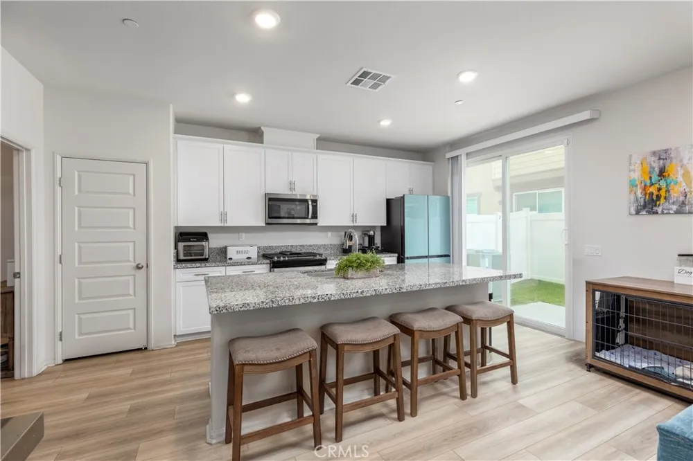 40630 Birchfield Drive #12 Temecula, CA 92591