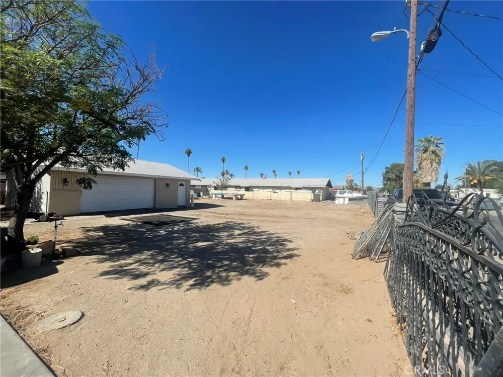 175 Date Road Blythe, CA 92225