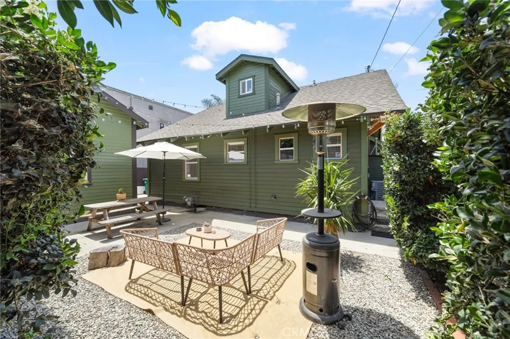 1014 Magnolia Long Beach, CA 90813