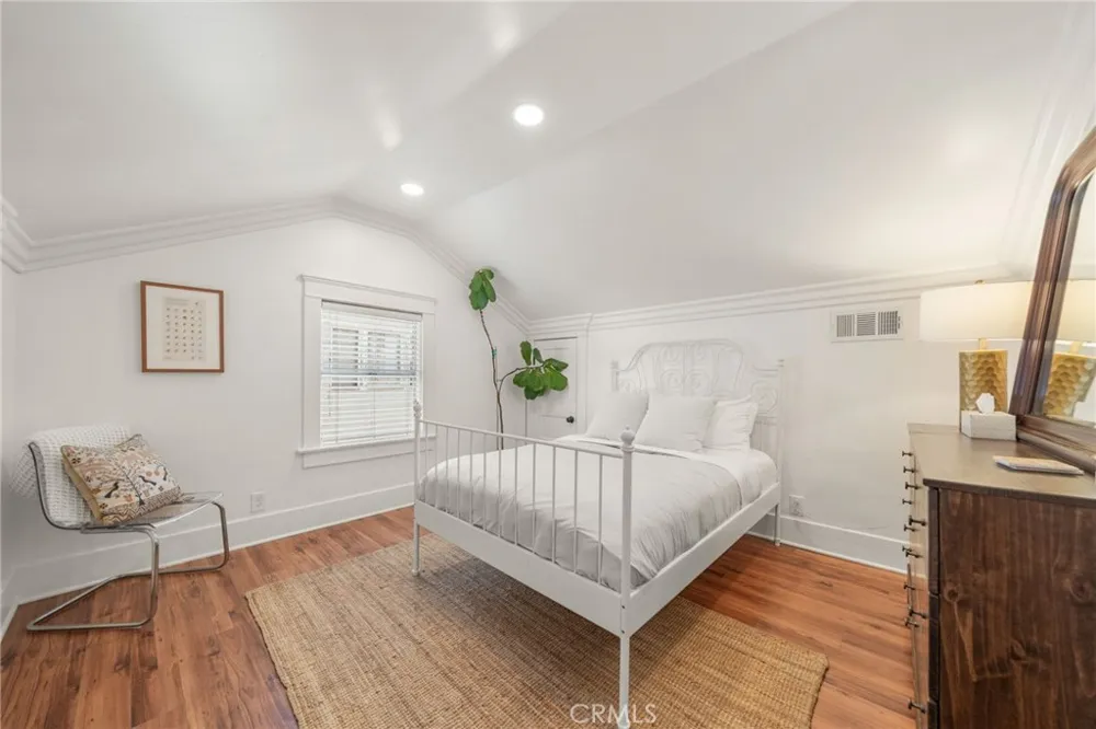 1014 Magnolia Long Beach, CA 90813
