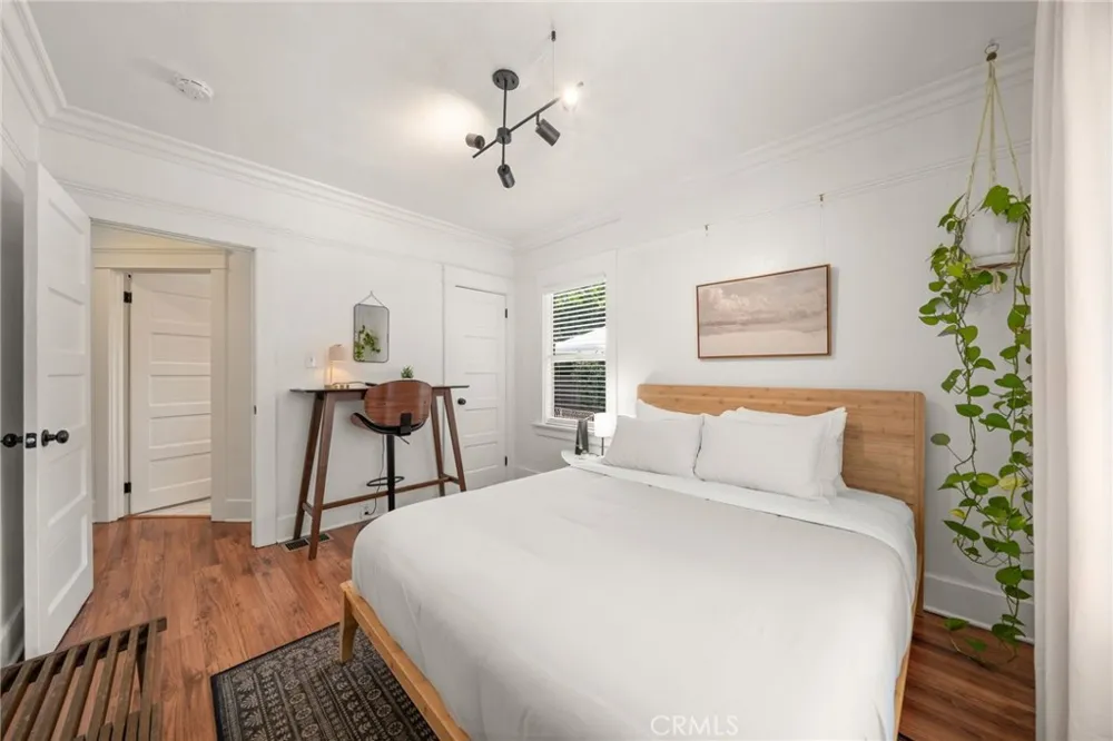 1014 Magnolia Long Beach, CA 90813