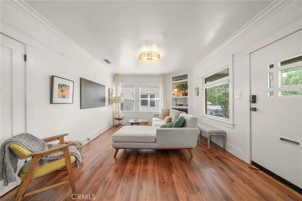1014 Magnolia Long Beach, CA 90813