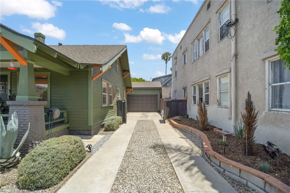 1014 Magnolia Long Beach, CA 90813
