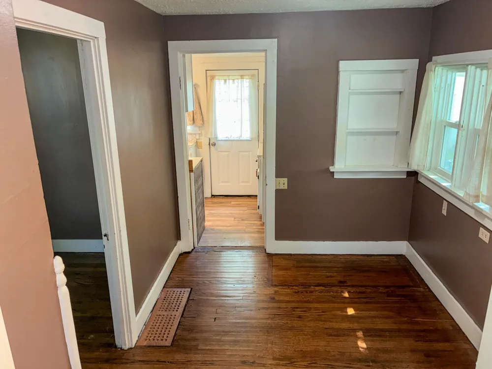 124 W Sheridan Street Fremont, MI 49412