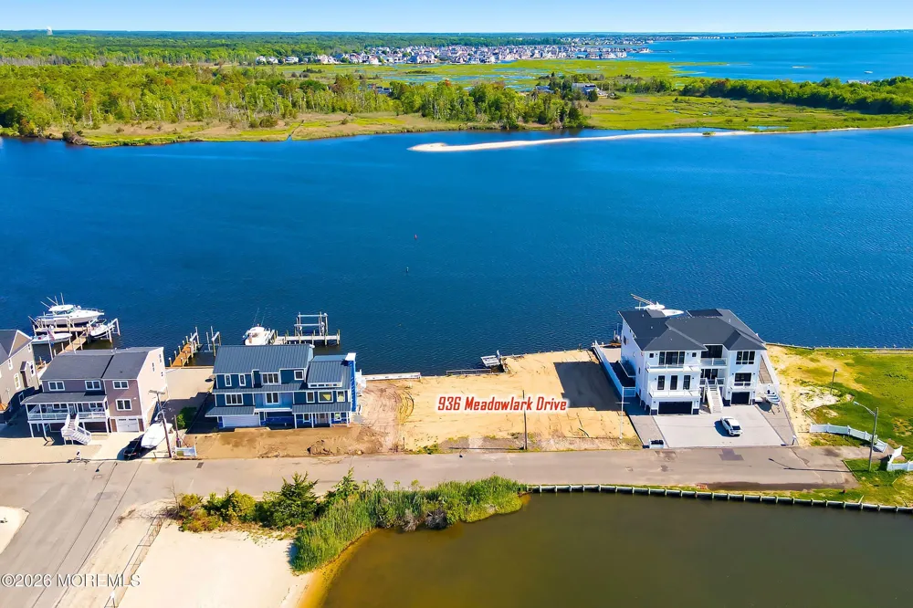 936 Meadowlark Drive Lanoka Harbor, NJ 08734