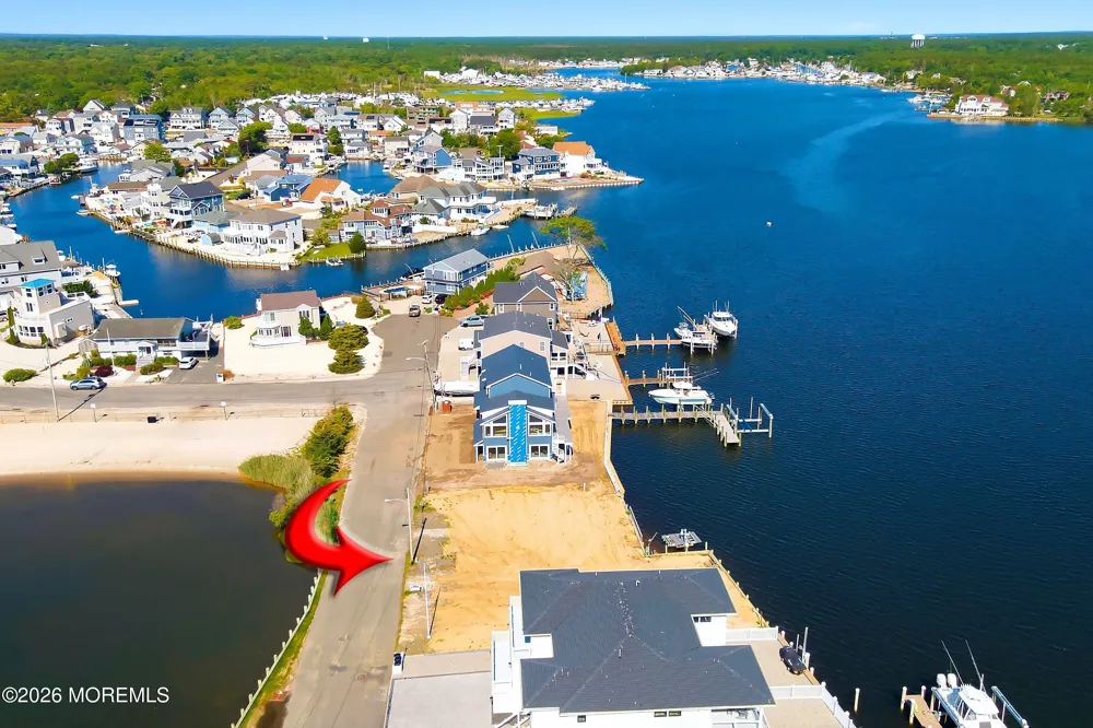 936 Meadowlark Drive Lanoka Harbor, NJ 08734