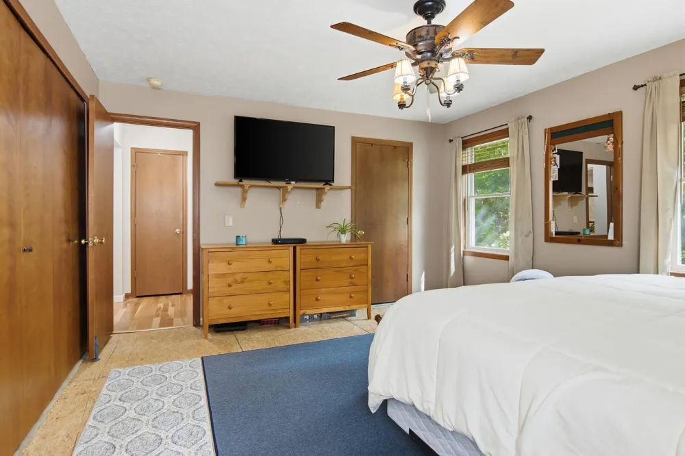 7488 Traverse Road Colfax Township, MI 49683