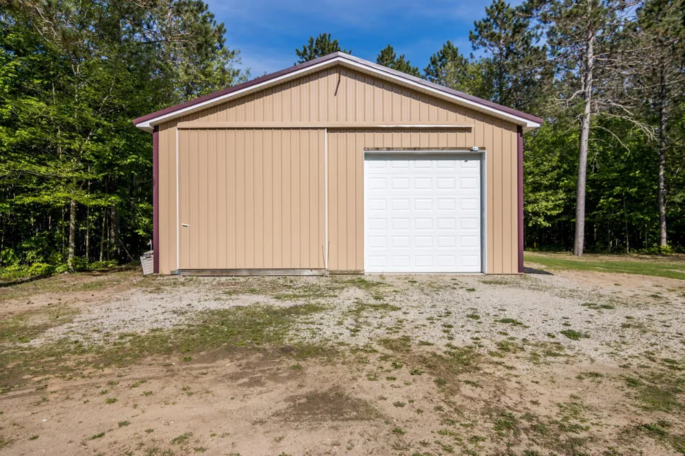7488 Traverse Road Colfax Township, MI 49683