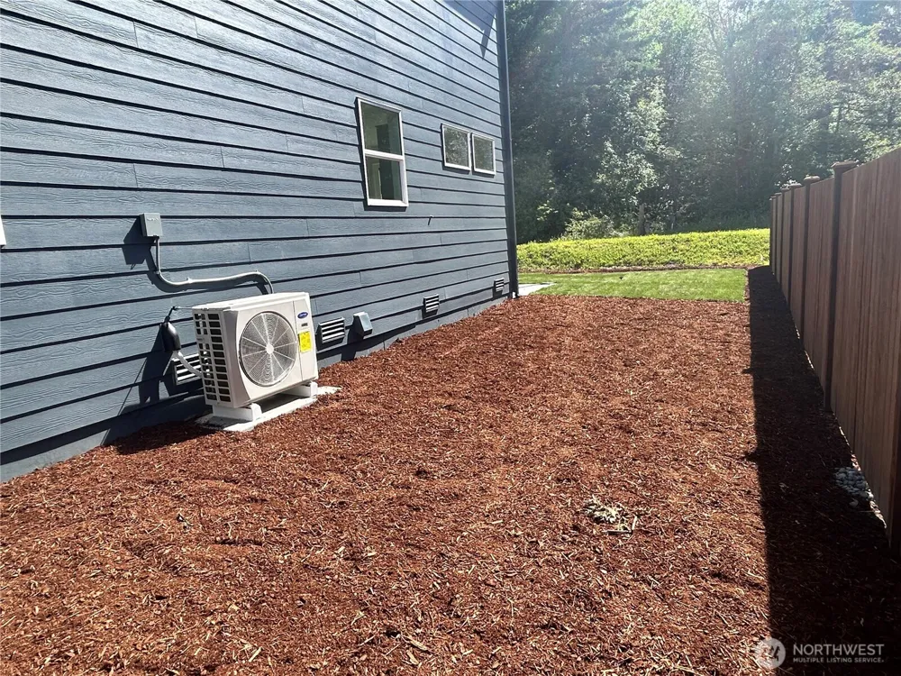 14711 59th AVE E #20 Puyallup, WA 98375