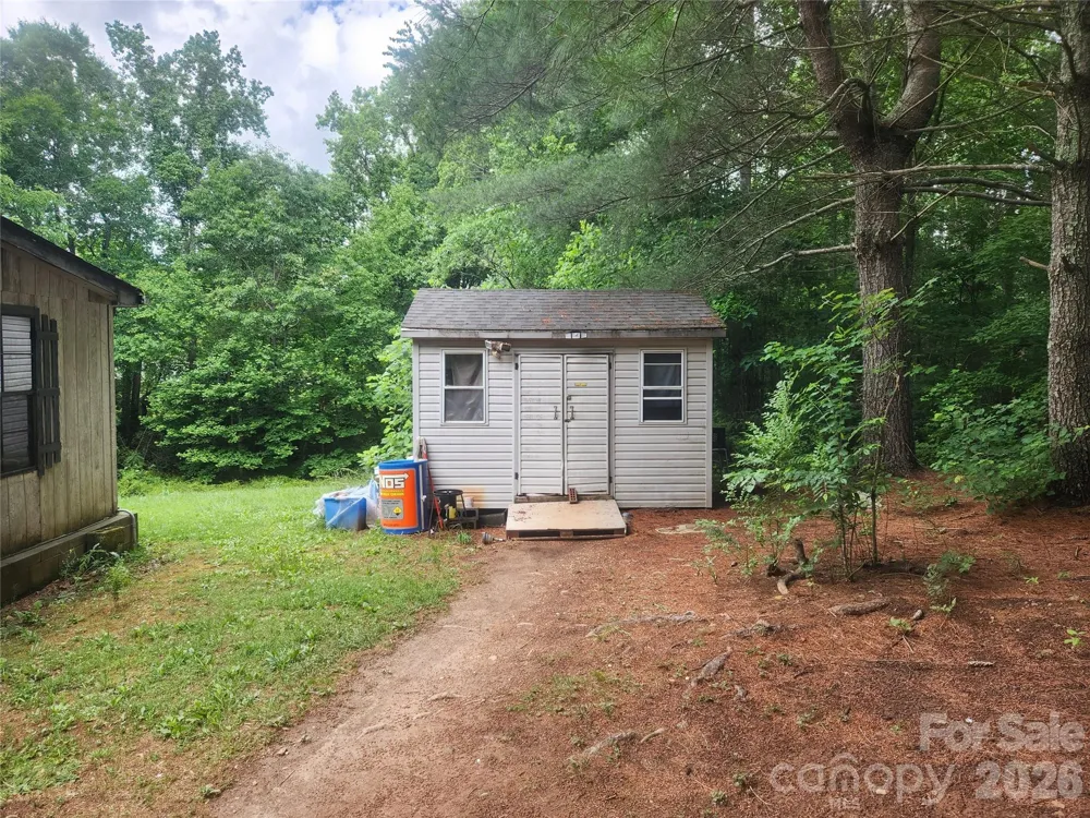 135 Watson Avenue Taylorsville, NC 28681