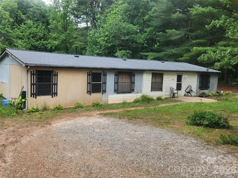 135 Watson Avenue Taylorsville, NC 28681