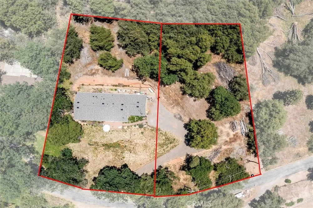 43263 E Sugar Pine Dr Oakhurst, CA 93644
