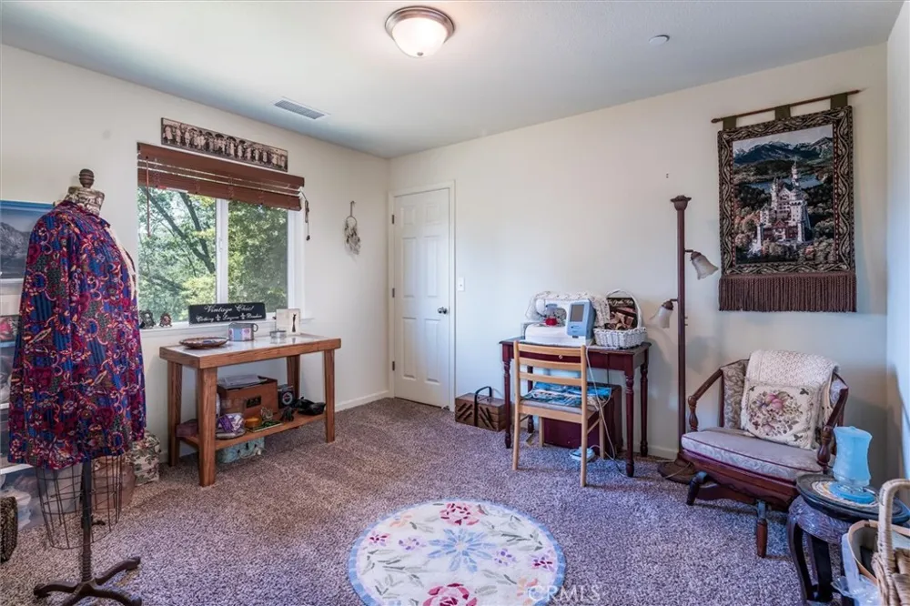 43263 E Sugar Pine Dr Oakhurst, CA 93644