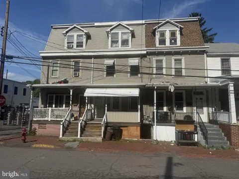 203 S DELAWARE AVENUE