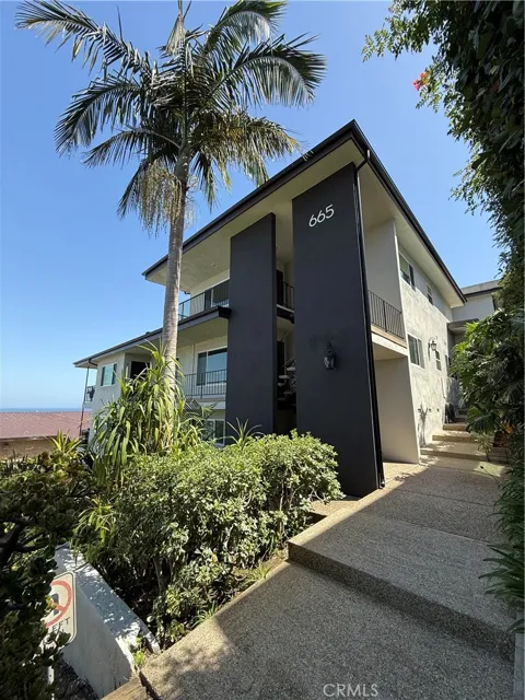 665 W 34th #7