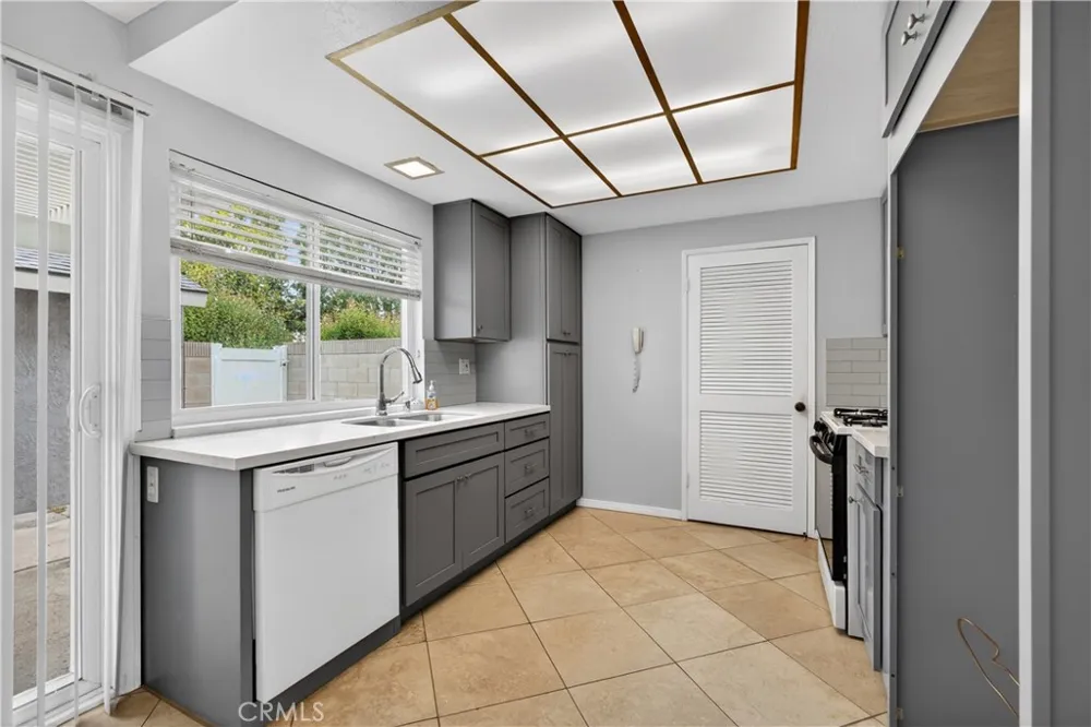6178 Hefley Westminster, CA 92683