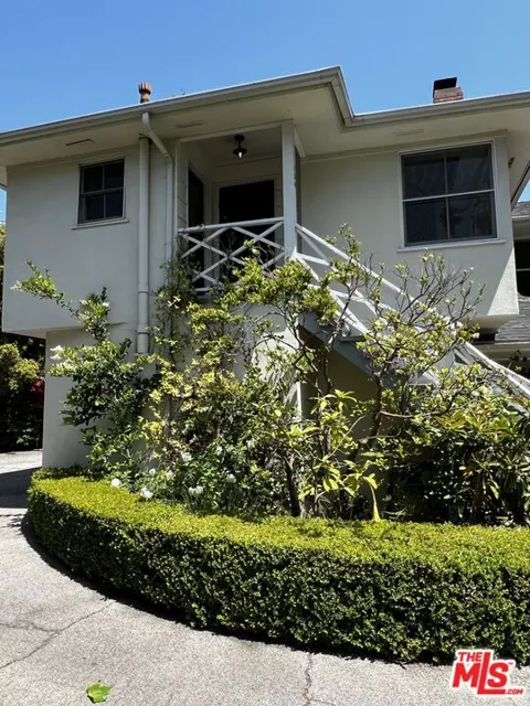 130 S Bowling Green Way #134