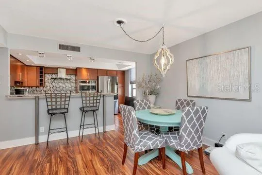220 BELLEVIEW BOULEVARD #203 Belleair, FL 33756