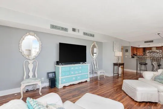 220 BELLEVIEW BOULEVARD #203 Belleair, FL 33756