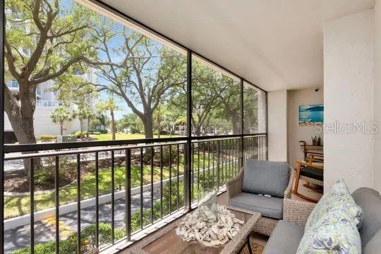 220 BELLEVIEW BOULEVARD #203 Belleair, FL 33756