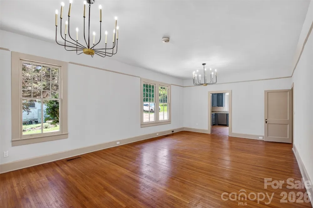 32 Pinecrest Avenue Great Falls, SC 29055