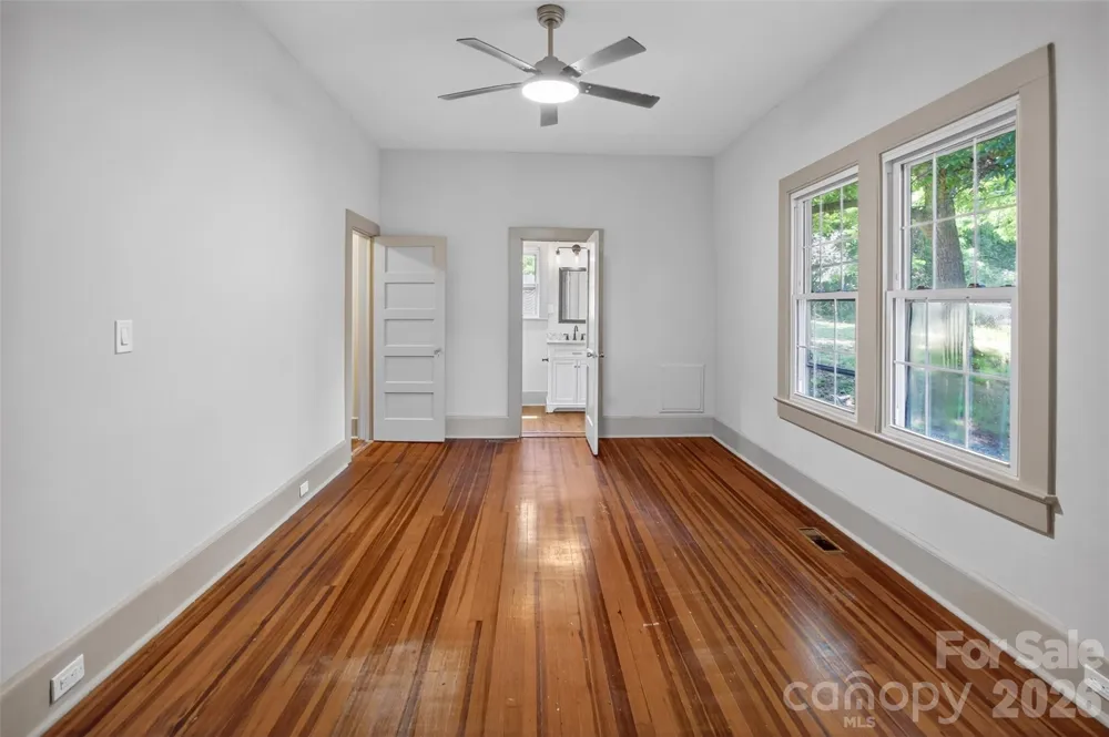 32 Pinecrest Avenue Great Falls, SC 29055