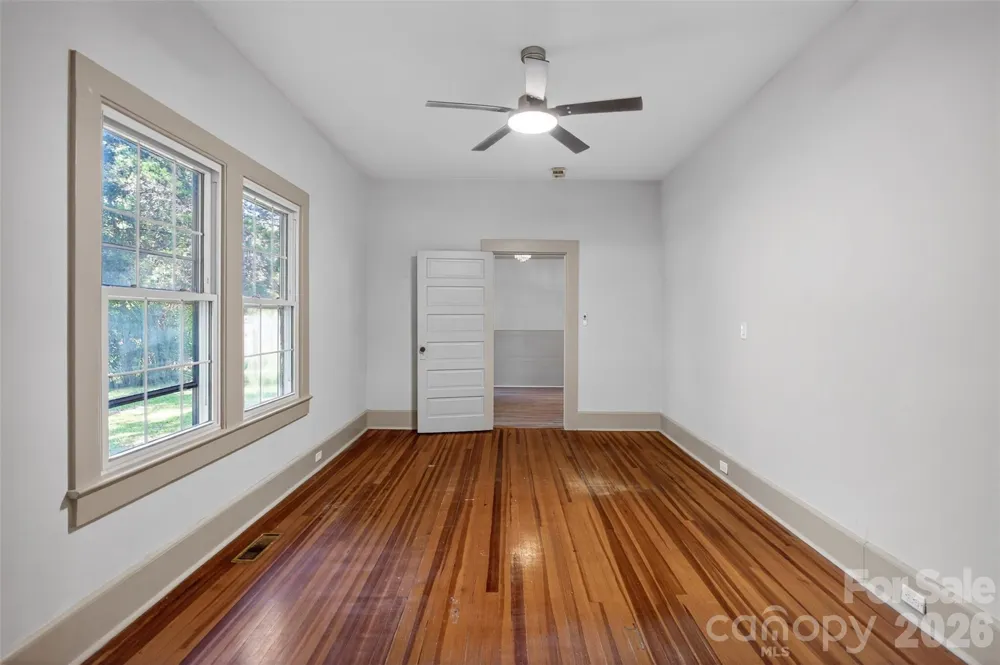 32 Pinecrest Avenue Great Falls, SC 29055