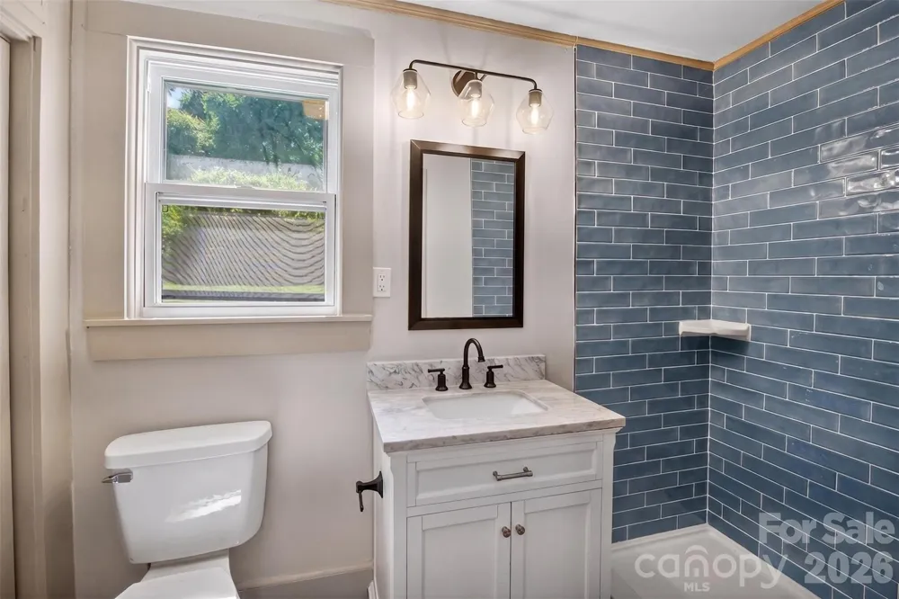 32 Pinecrest Avenue Great Falls, SC 29055
