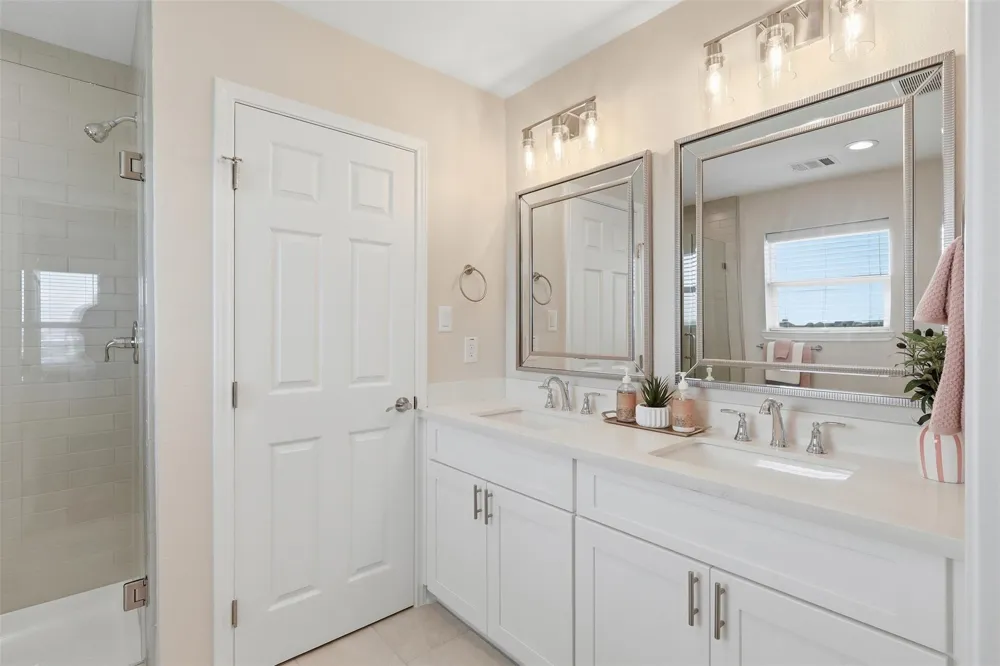 124 Jewel Drive Bolivar Peninsula, TX 77650