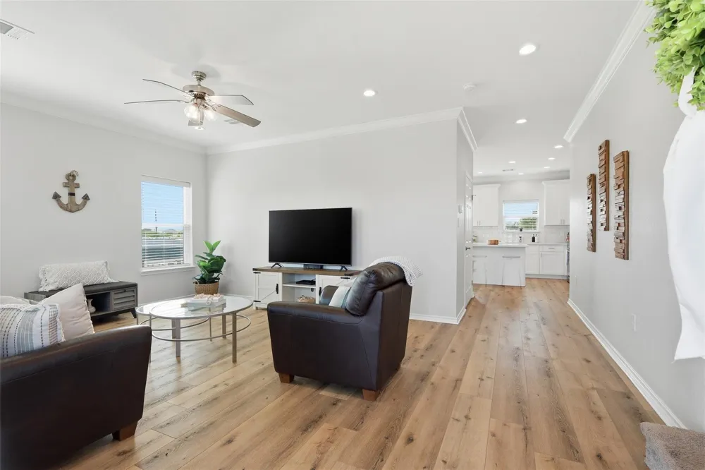 124 Jewel Drive Bolivar Peninsula, TX 77650